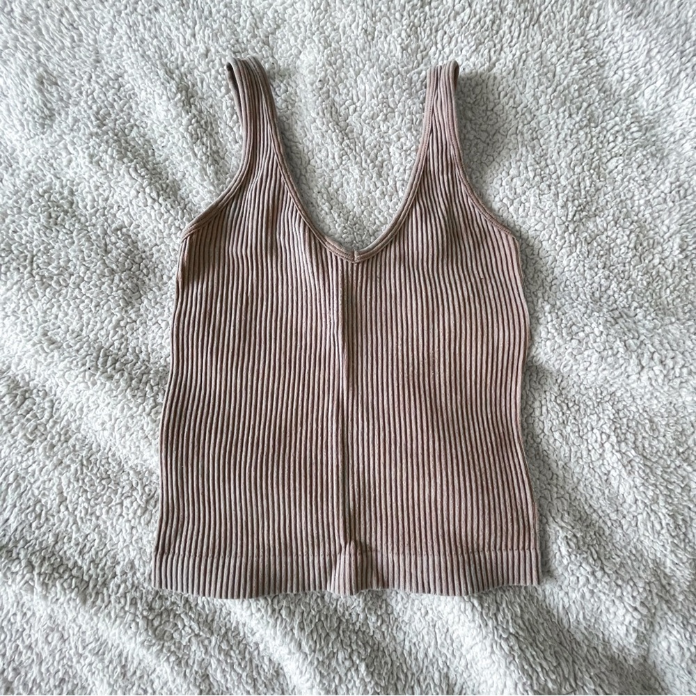 2 Ribbed Tank Tops - Picture 2 of 5